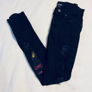 Boohoo MAN Rip and Repair Skinny Jeans